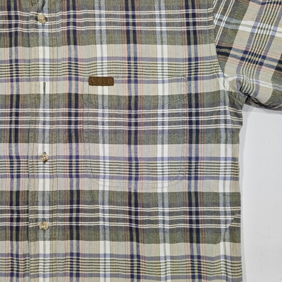 Woolrich Men’s Plaid Outdoorwear Button-Down Shirt Khaki Size M - Missing Button - Picture 4 of 8